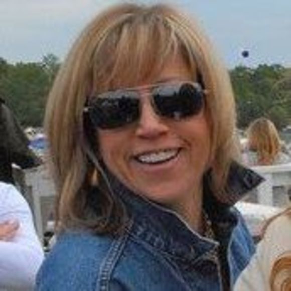 Meet your Posher, Lizanne - Picture 2 of 2